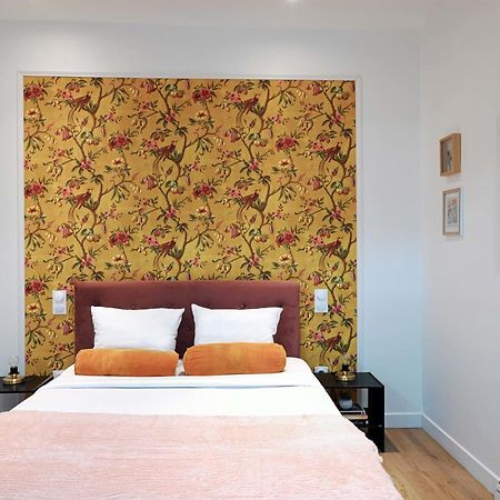 Modern Renovated Studio With A Touch Of Gilded Glamour Central Paris Lägenhet Exteriör bild